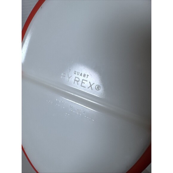 Vintage Pyrex 1 QT Red Friendship Divided Milk Glass Casserole Dish W/Lid Cover - Picture 9 of 12